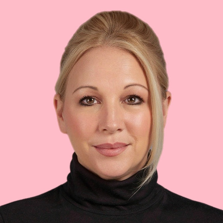 Abbie Jones, Owner of Bubble Gum Hills Designs. Retail & Wholesale, Decor & Gifts: Wall Art, Pillows, Totes, Makeup Bags, Journals and Tech accessories. 